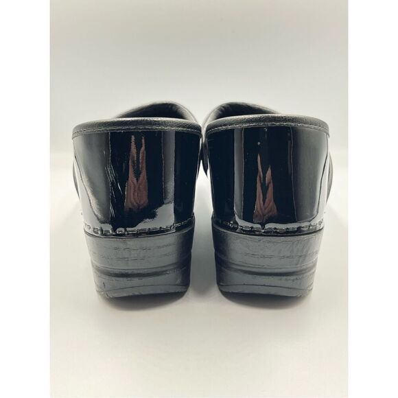 Dansko Professional Clog Black Patent Leather Size 40 WIDE Healthcare Restaurant - Picture 9 of 13